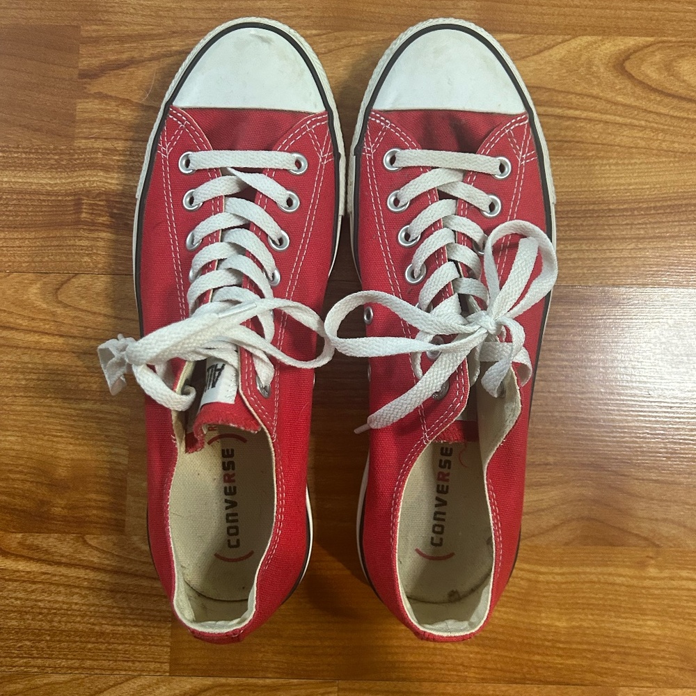 Mens red converse